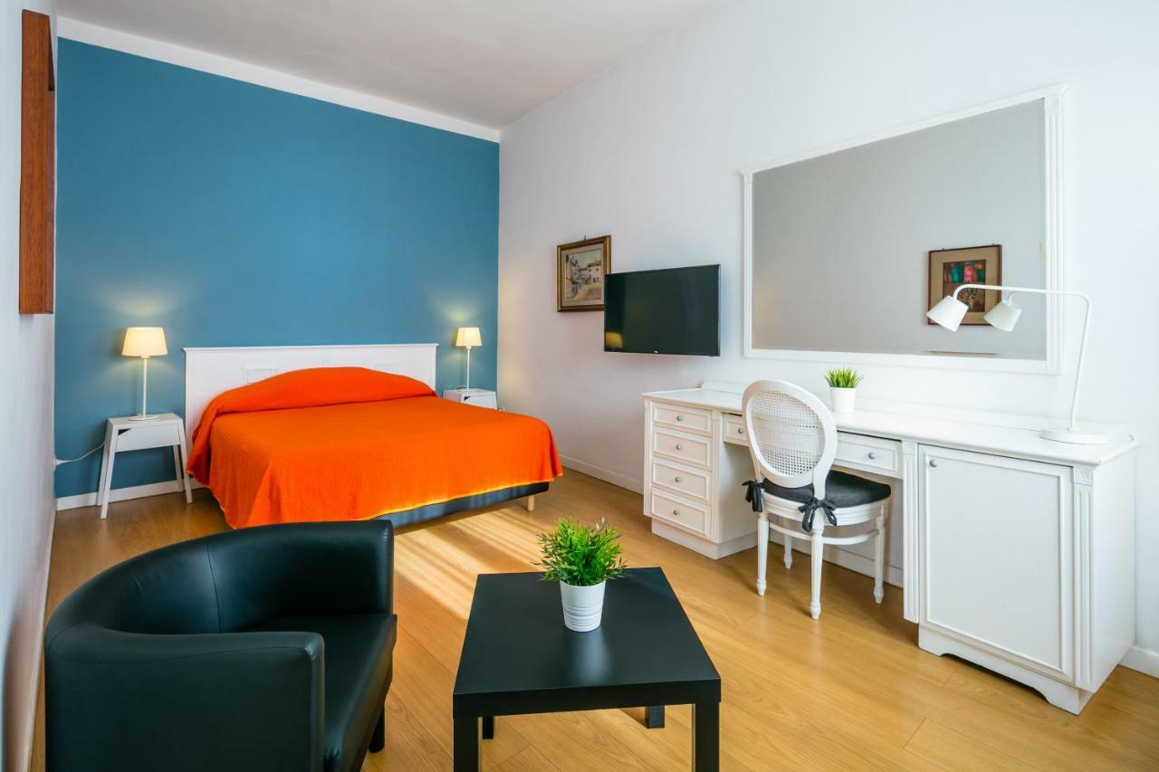 Culture Residence Consalvo Otto Naples Exterior photo